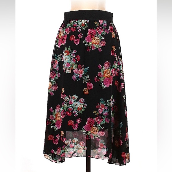 LuLaRoe Dresses & Skirts - Lularoe floral midi skirt - size S